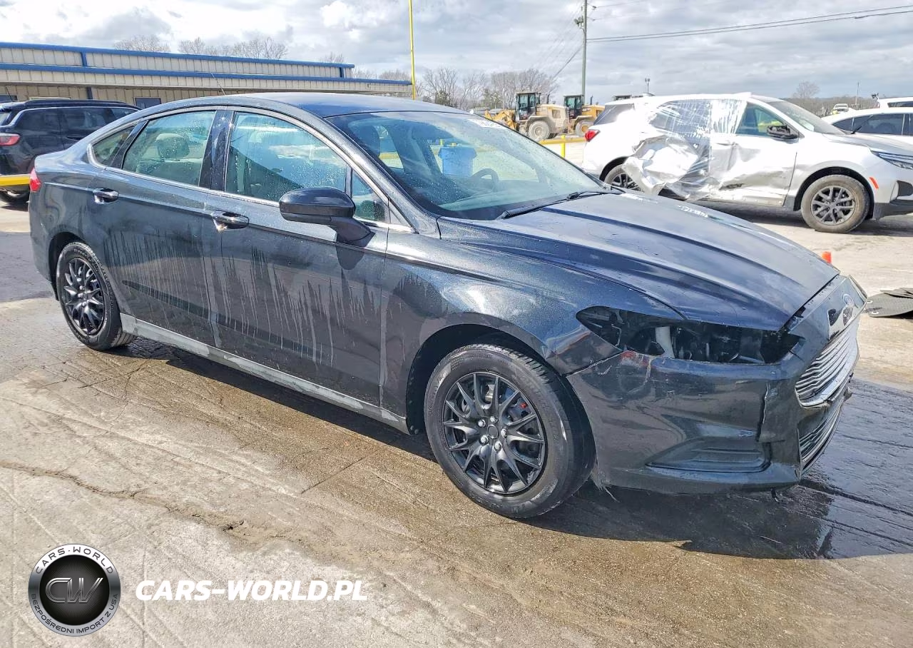 2013 Ford Fusion S VIN:3FA6P0G73DR367673 - 4