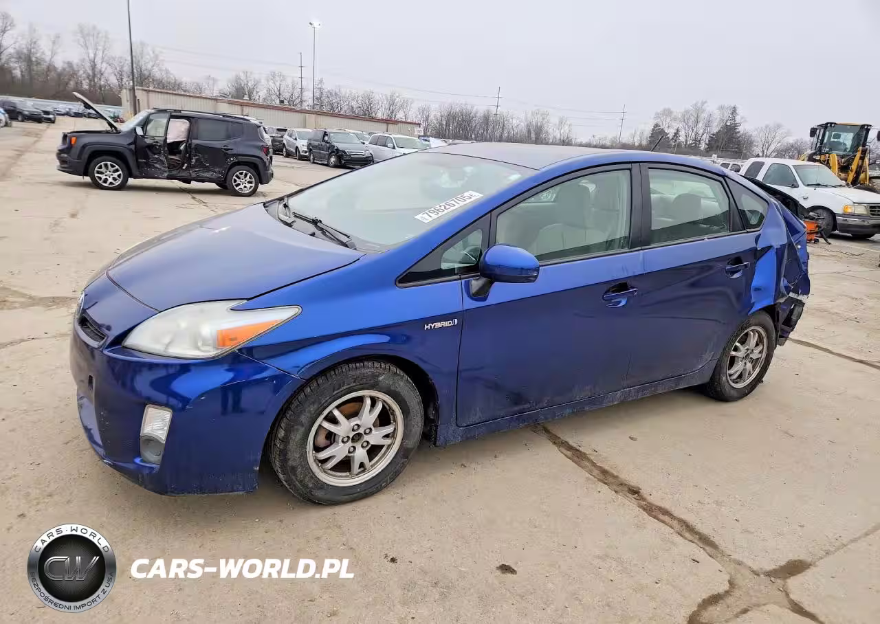 2011 Toyota Prius Two