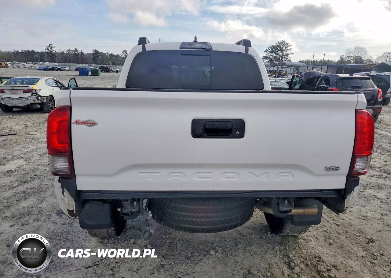 2018 Toyota Tacoma Trd Sport VIN:3TMAZ5CN7JM077168 - 6