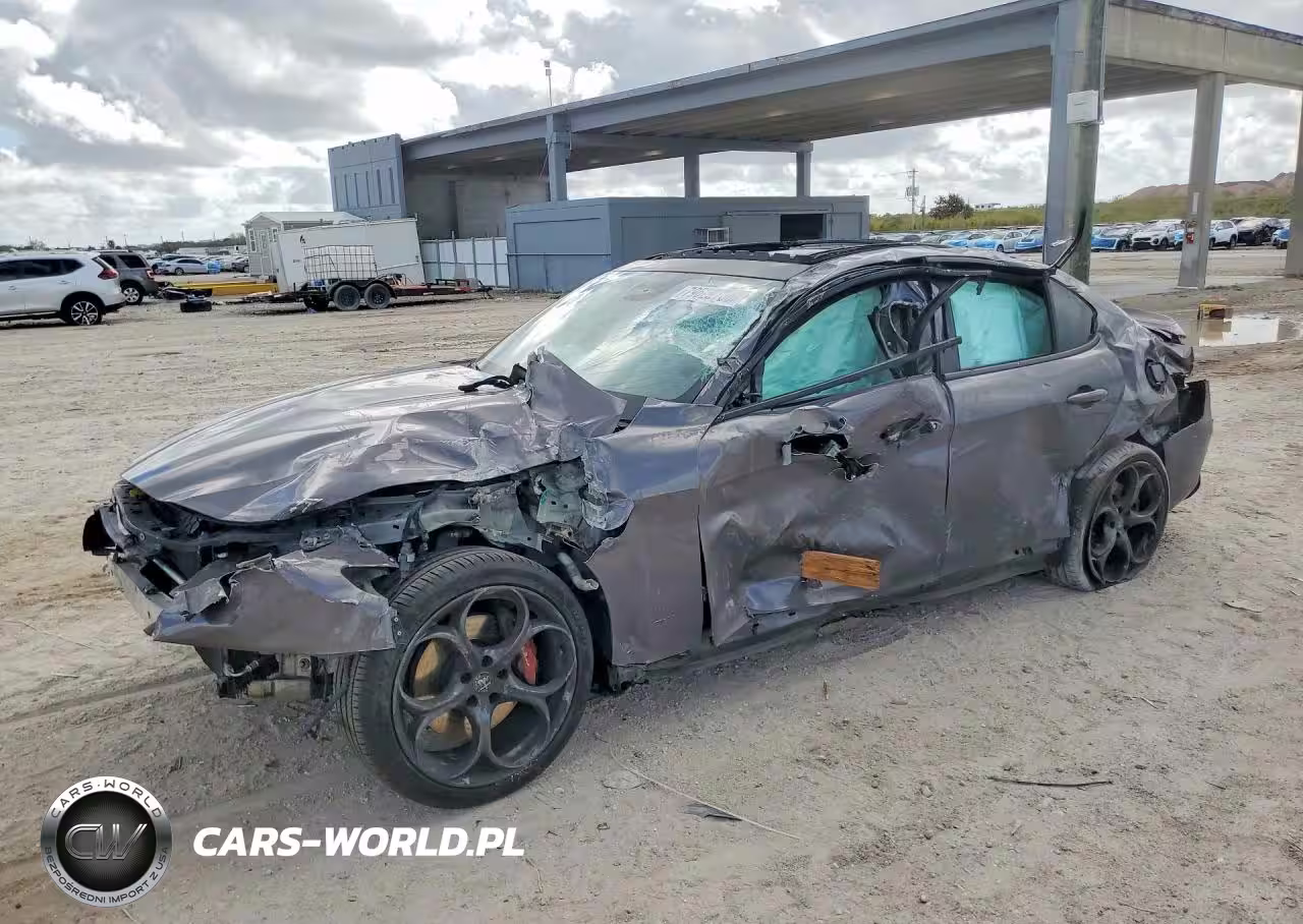 2017 Alfa Romeo Giulia Ti