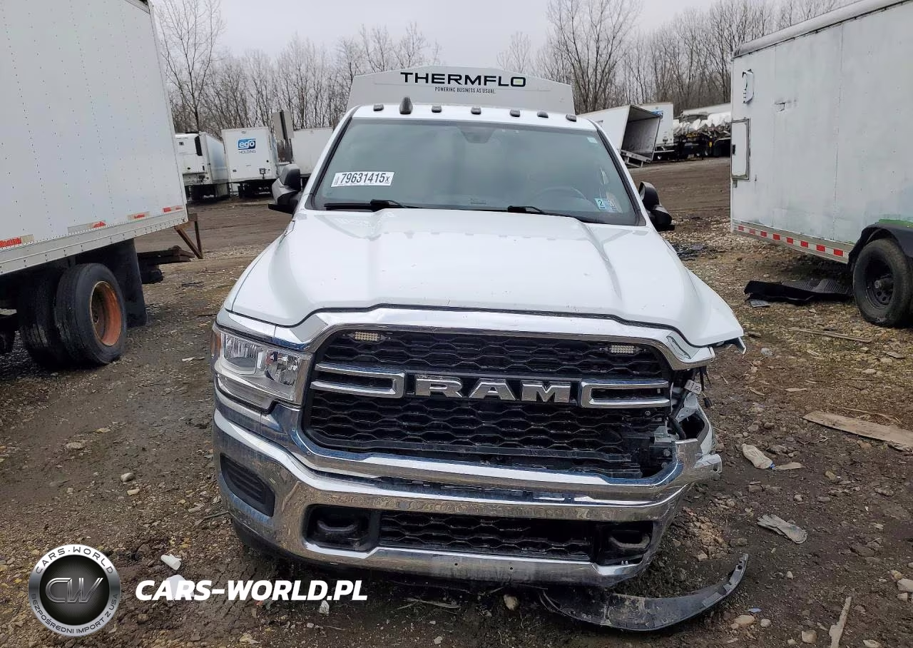 2022 Ram 3500 Tradesman Utility - Service Truck VIN:3C63R3GJXNG401925 - 5
