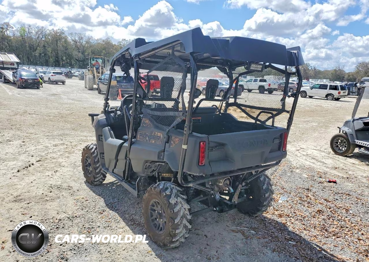 2023 Honda Pioneer 700 Utility Vehicle VIN:1HFVE0255P4800012 - 3
