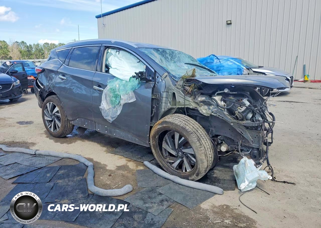 2018 Nissan Murano Platinum VIN:5N1AZ2MH5JN115862 - 4