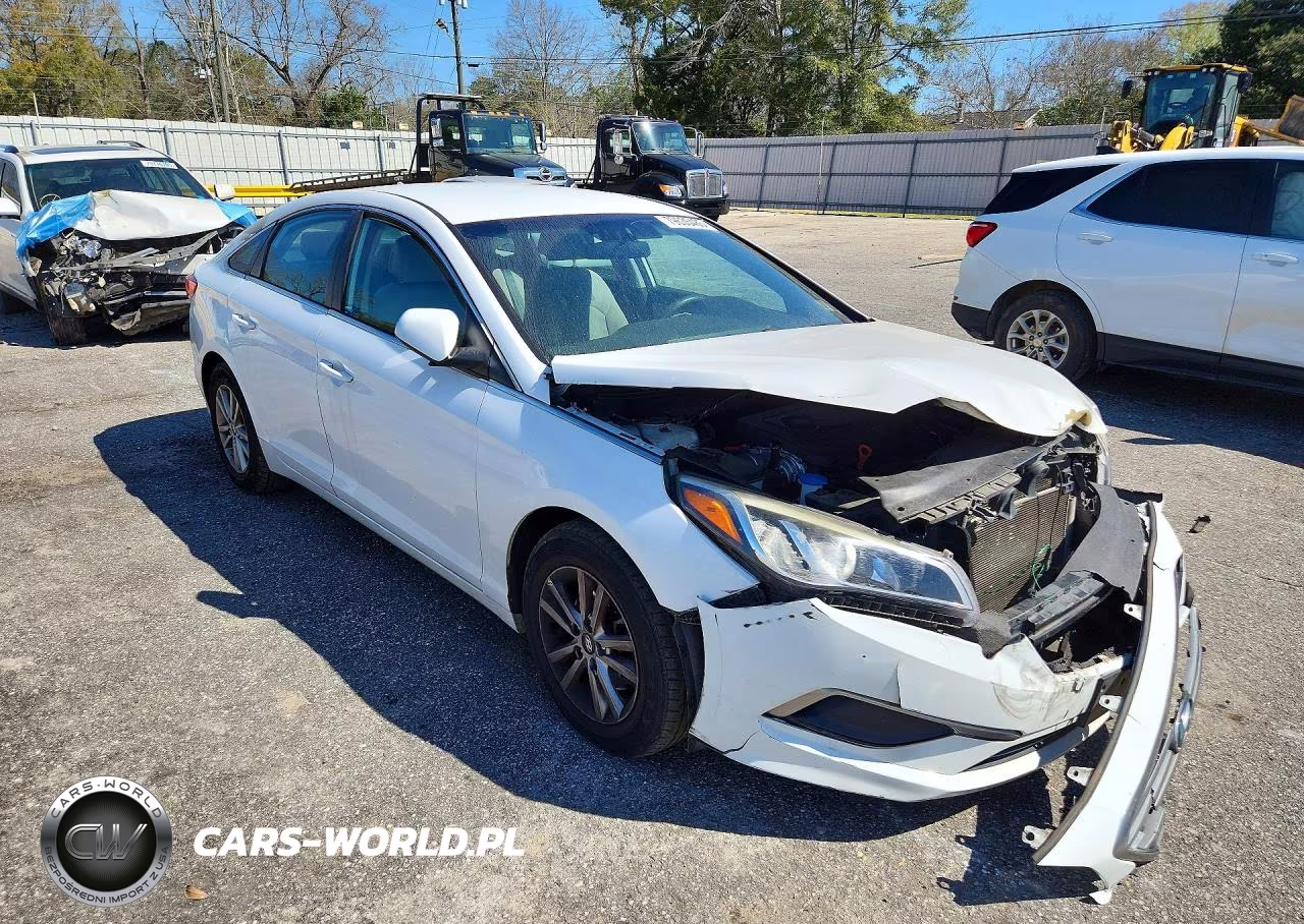 2017 Hyundai Sonata Base VIN:5NPE24AF5HH494350 - 4
