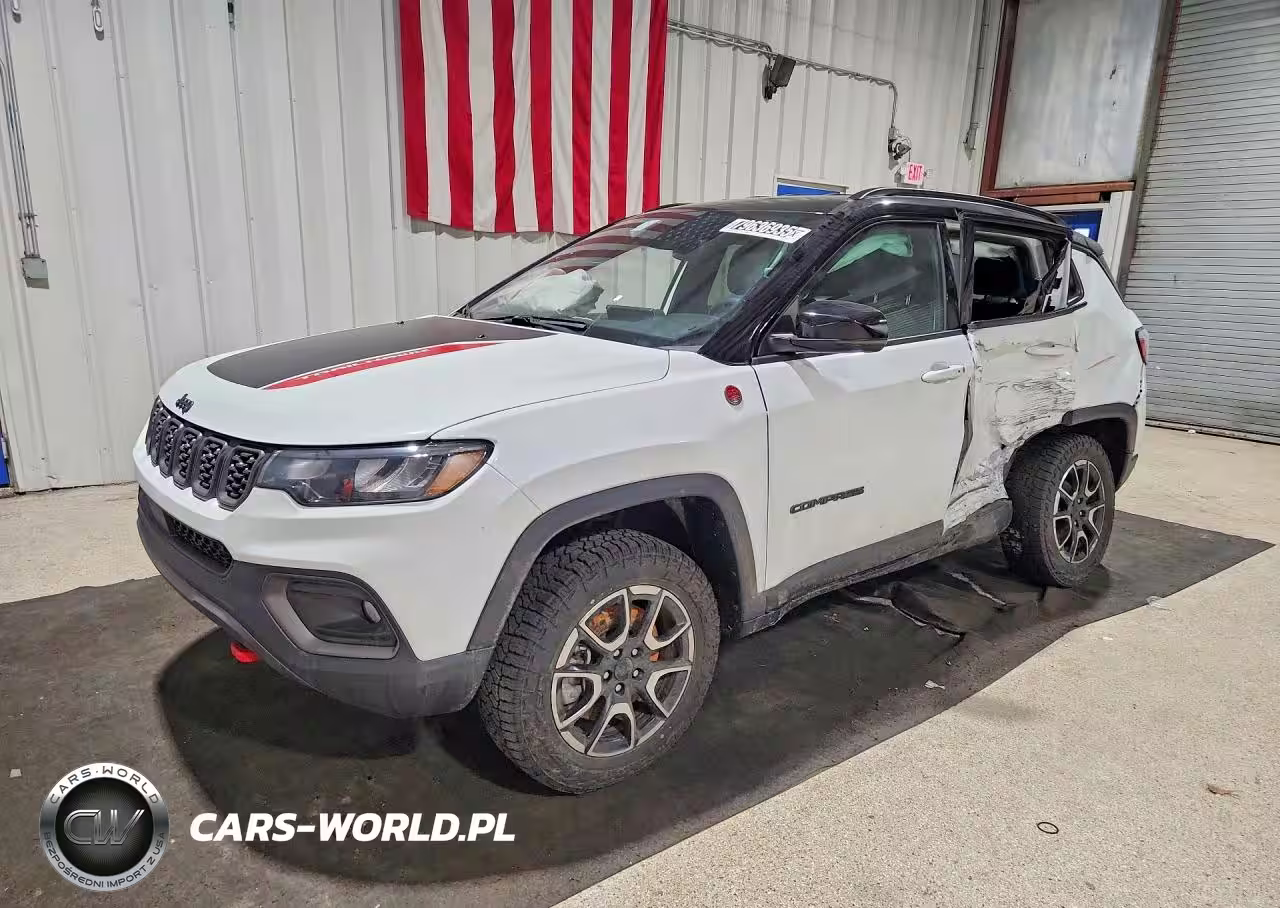 2024 Jeep Compass Trailhawk