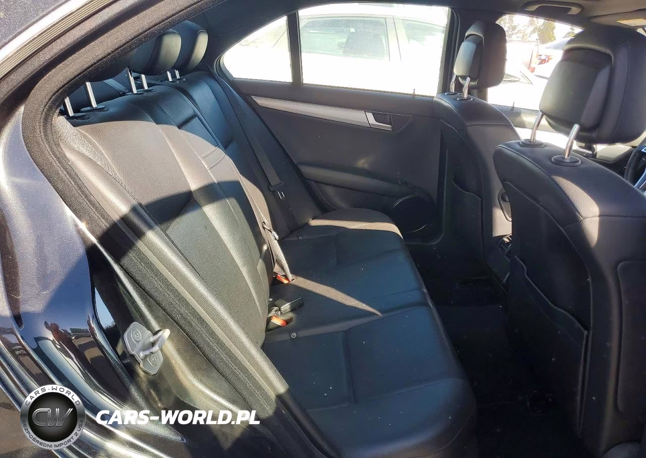 2013 Mercedes-Benz C 250 VIN:WDDGF4HB7DR255293 - 10