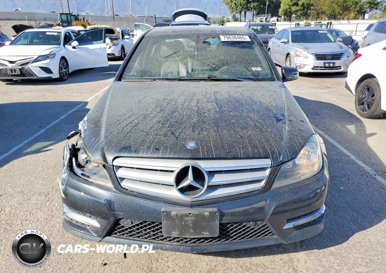 2013 Mercedes-Benz C 250 VIN:WDDGF4HB7DR255293 - 5