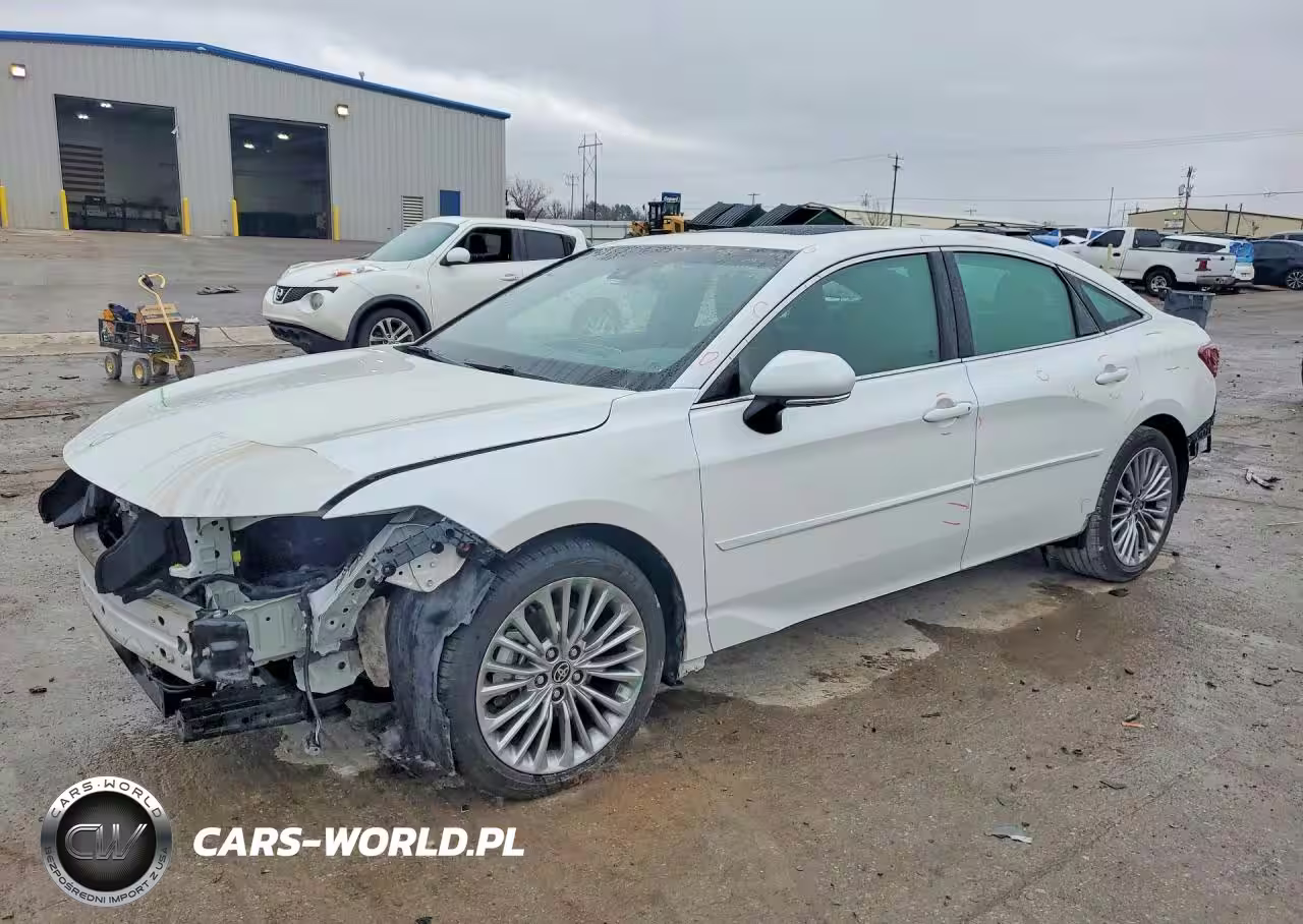 2022 Toyota Avalon Hybrid Limited