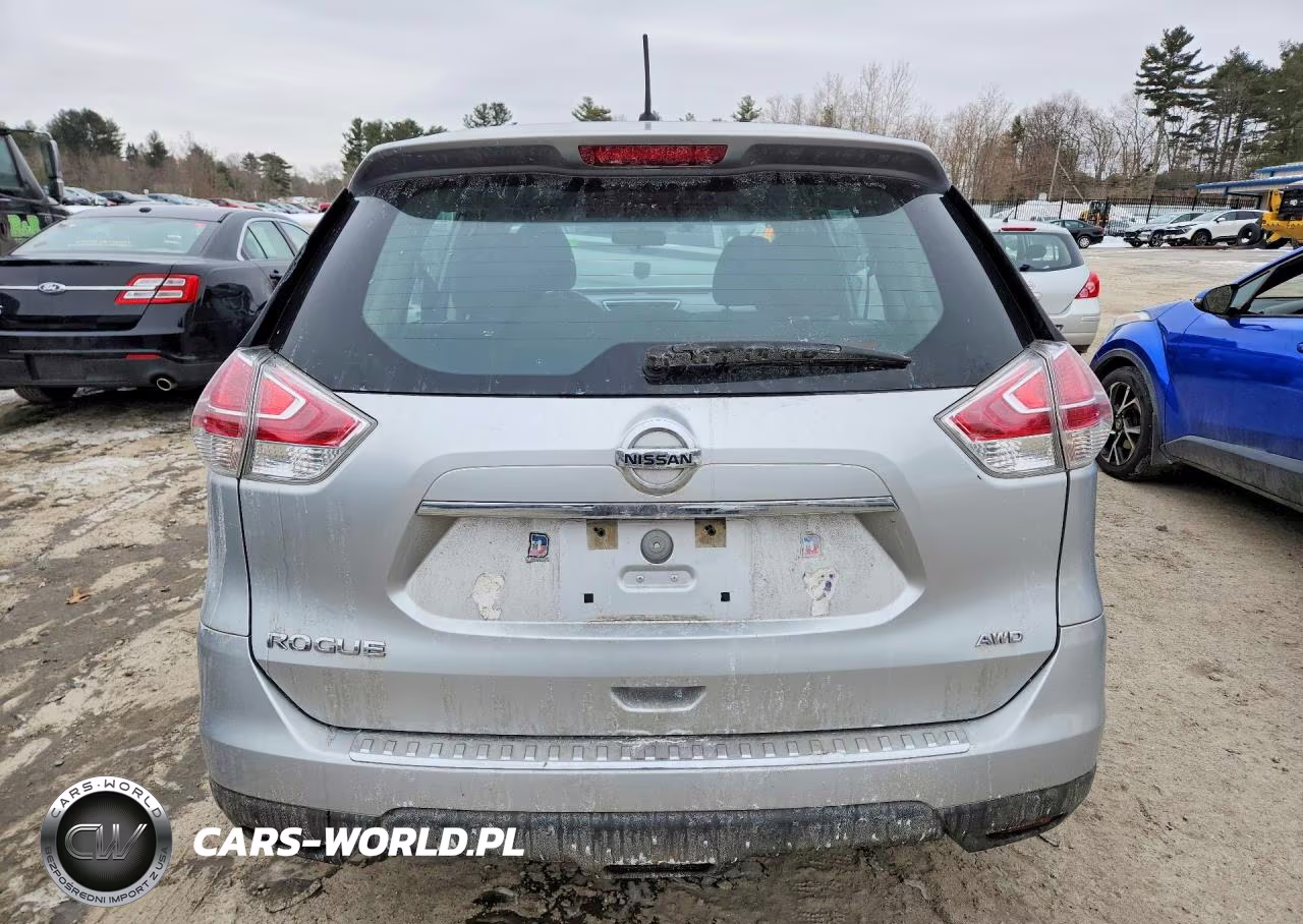 2015 Nissan Rogue S VIN:KNMAT2MV8FP525577 - 6