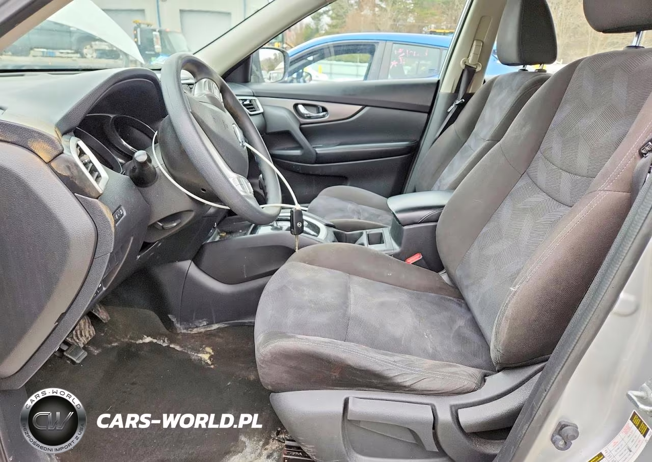 2015 Nissan Rogue S VIN:KNMAT2MV8FP525577 - 7
