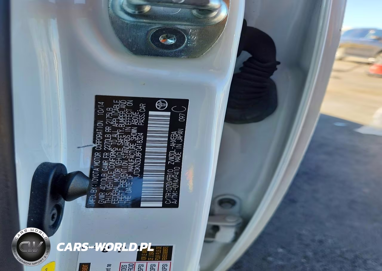2015 Toyota Prius Two VIN:JTDKN3DU8F0418324 - 12