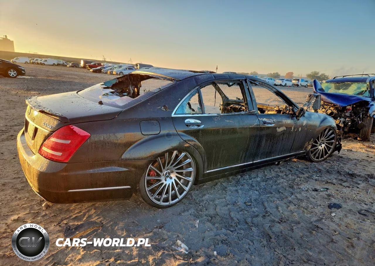2013 Merz S-Class S5 VIN:WDDNG7DB1DA505167 - 3