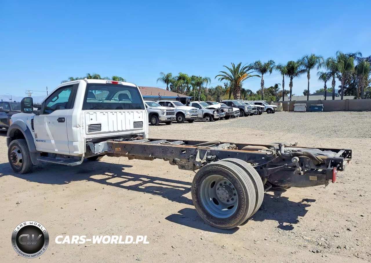 2017 Ford F550 Super Duty VIN:1FDUF5GT8HEC24978 - 2