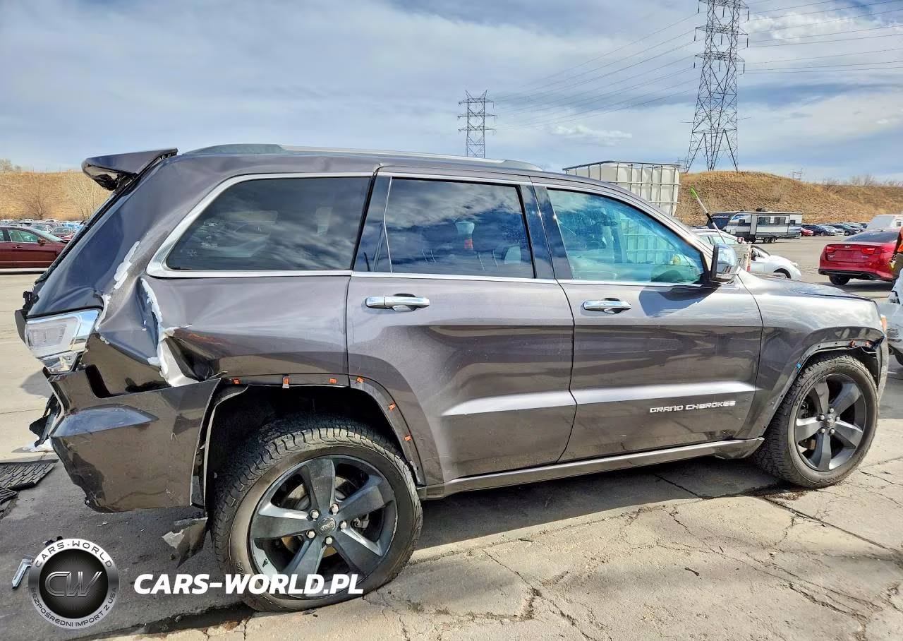 2015 Jeep Grand Cherokee Overland VIN:1C4RJFCT0FC932977 - 3