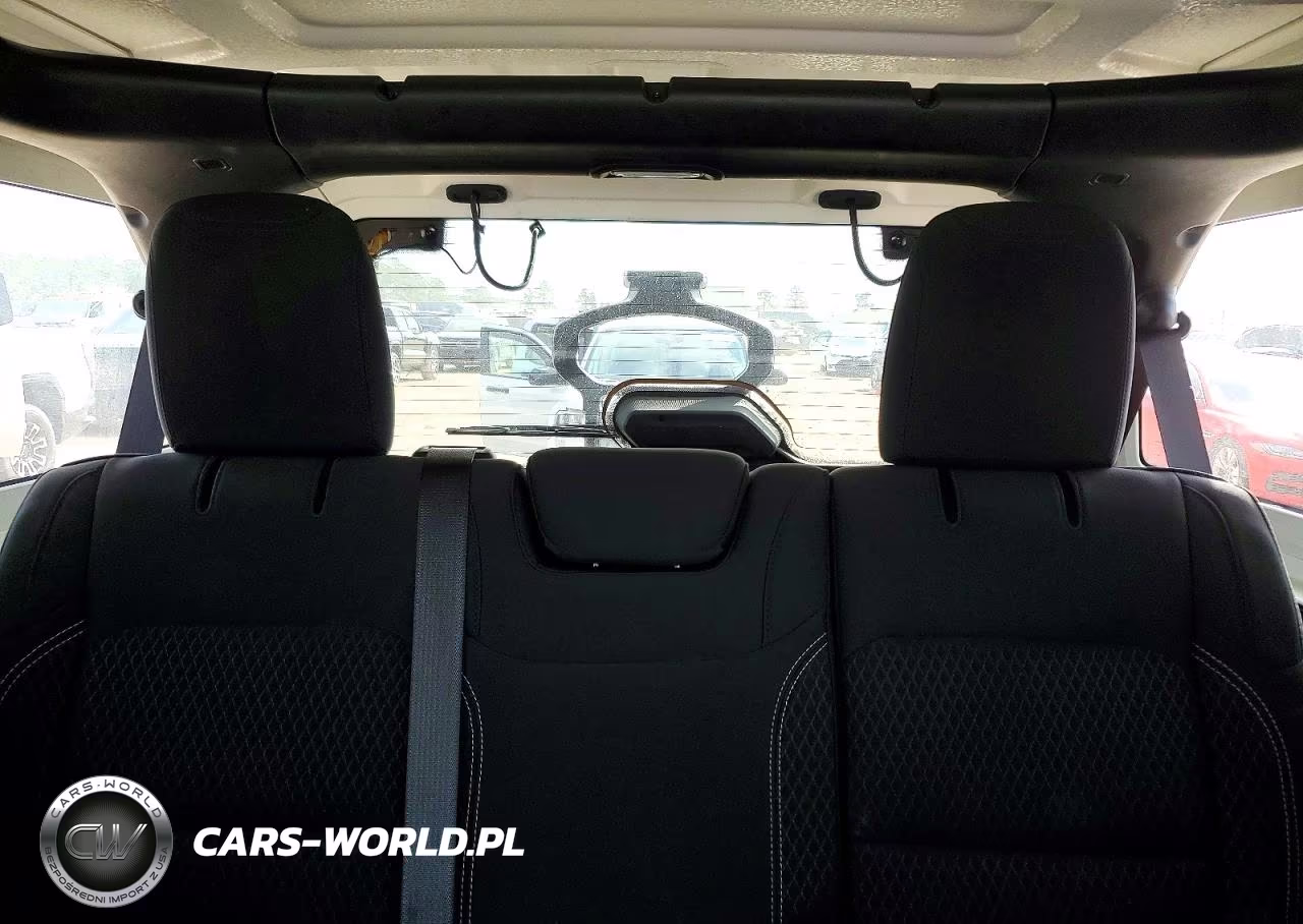 2021 Jeep Wrangler Unlimited Sport VIN:1C4HJXDG6MW607247 - 10
