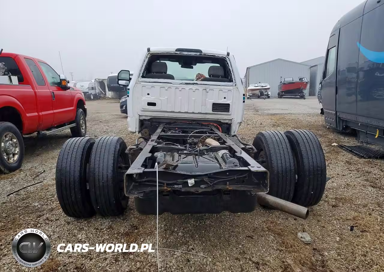 2019 Ford F350 Super Duty Truck Cab And Chassis VIN:1FDRF3GT2KEE59538 - 6