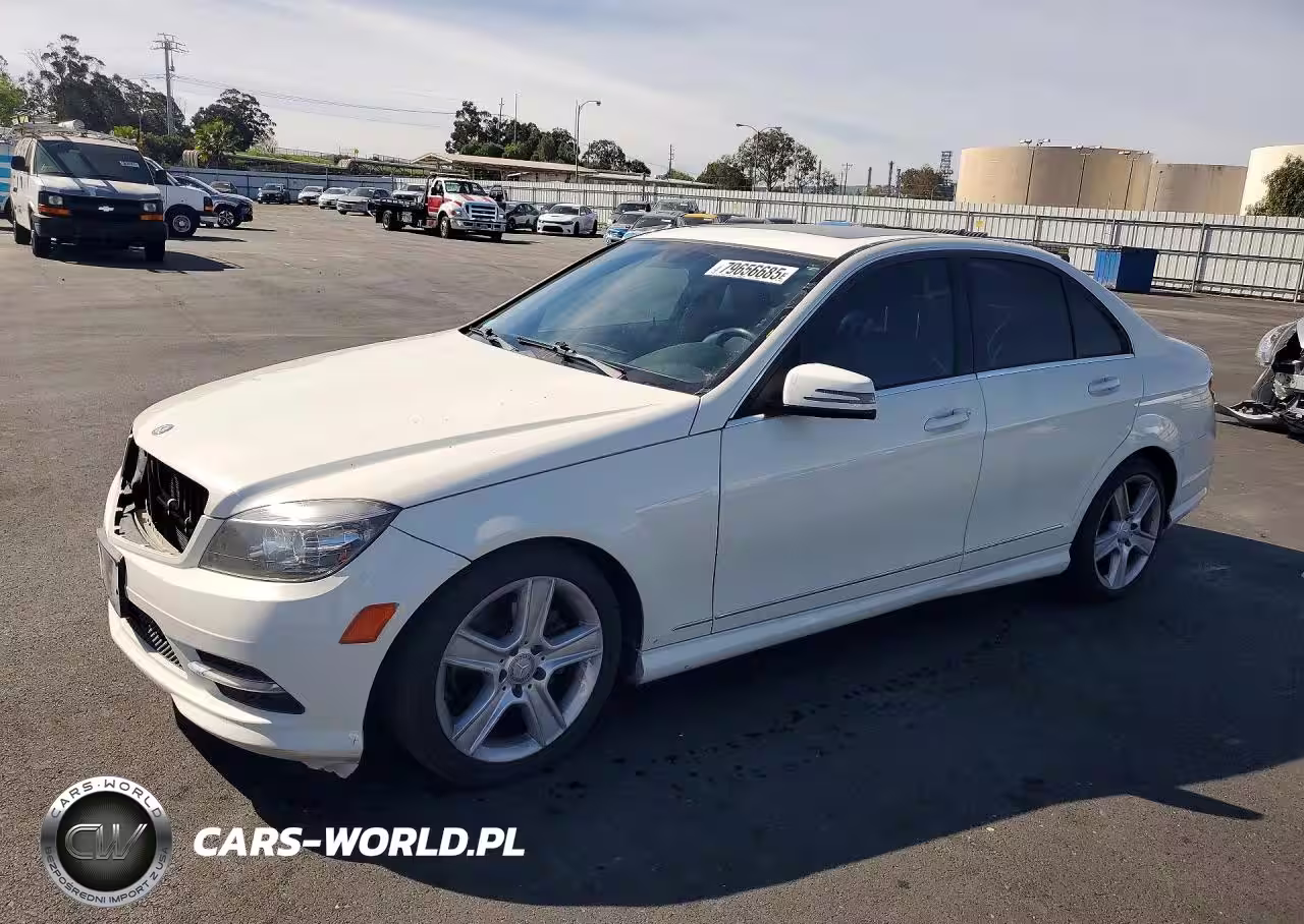 2011 Mercedes-Benz C 300