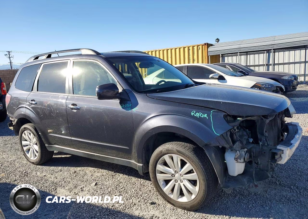 2012 Subaru Forester 2.5X Premium VIN:JF2SHADC4CH470177 - 4