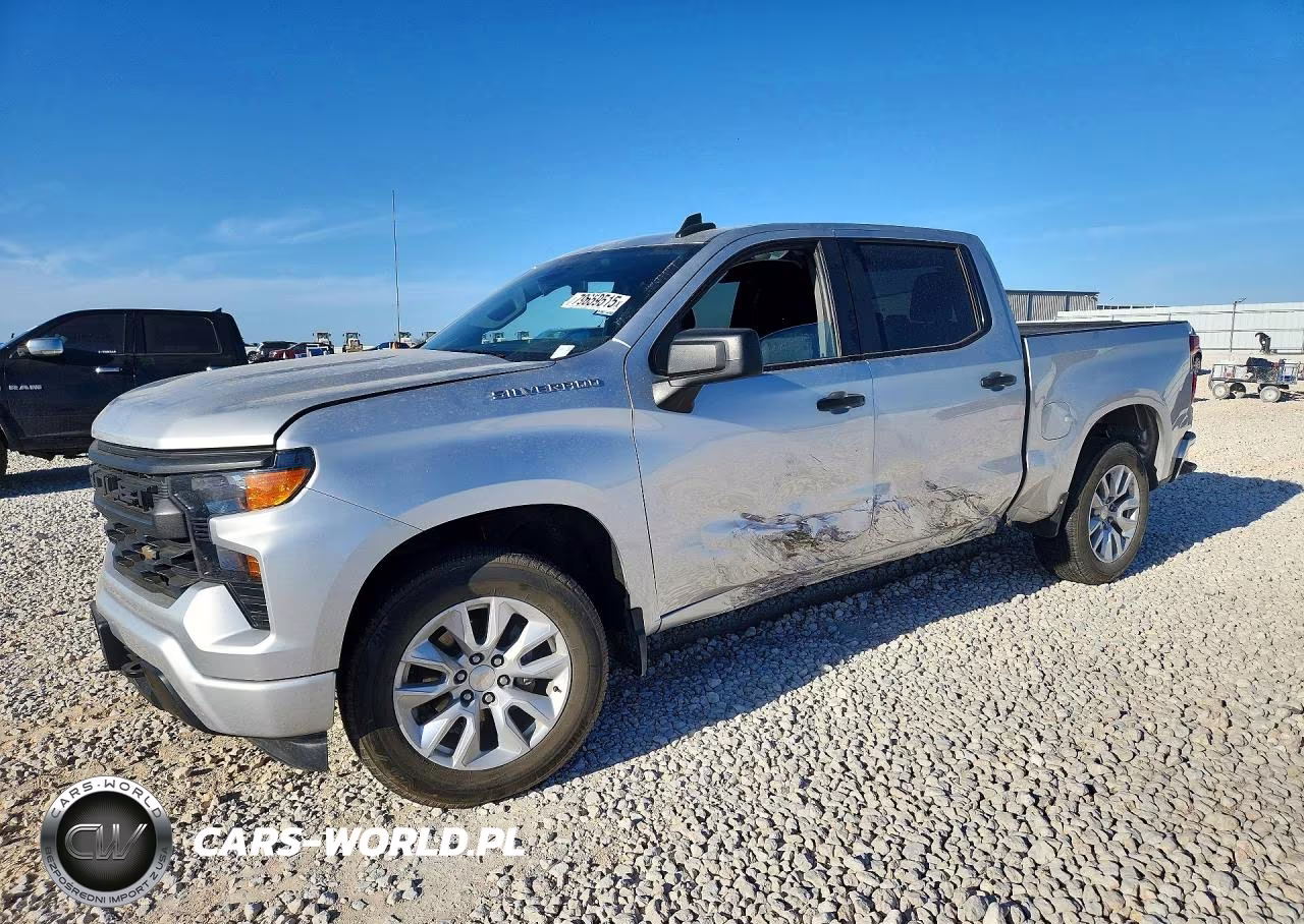 2022 Chevrolet Silverado C1500 Custom