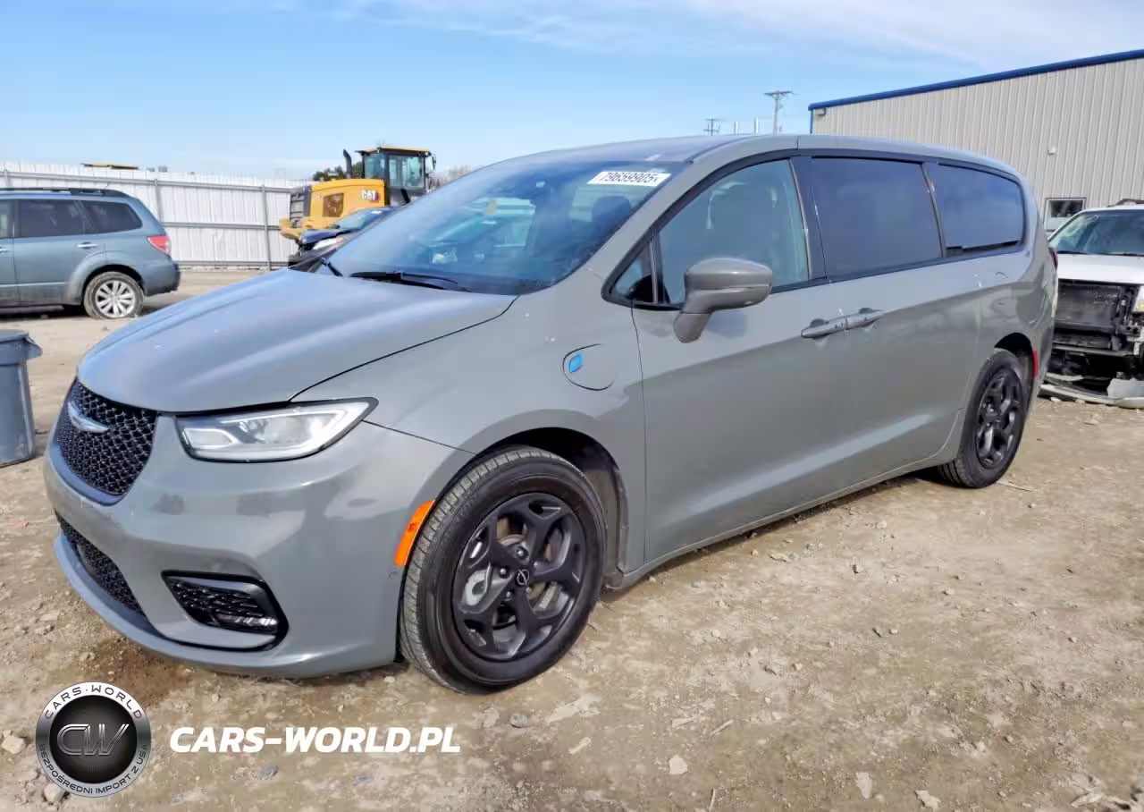 2022 Chrysler Pacifica Hybrid Touring L