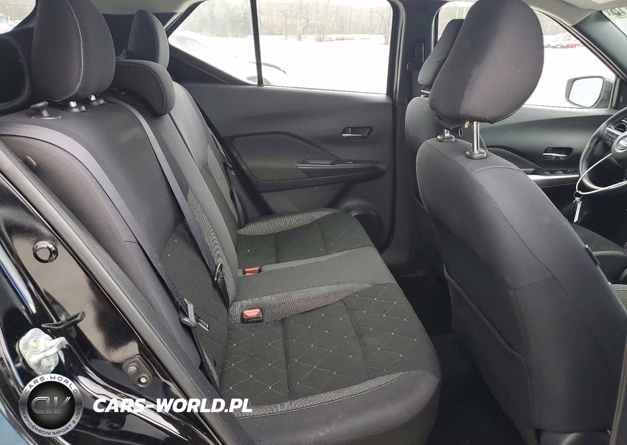 2019 Nissan Kicks Sv VIN:3N1CP5CU8KL552679 - 10