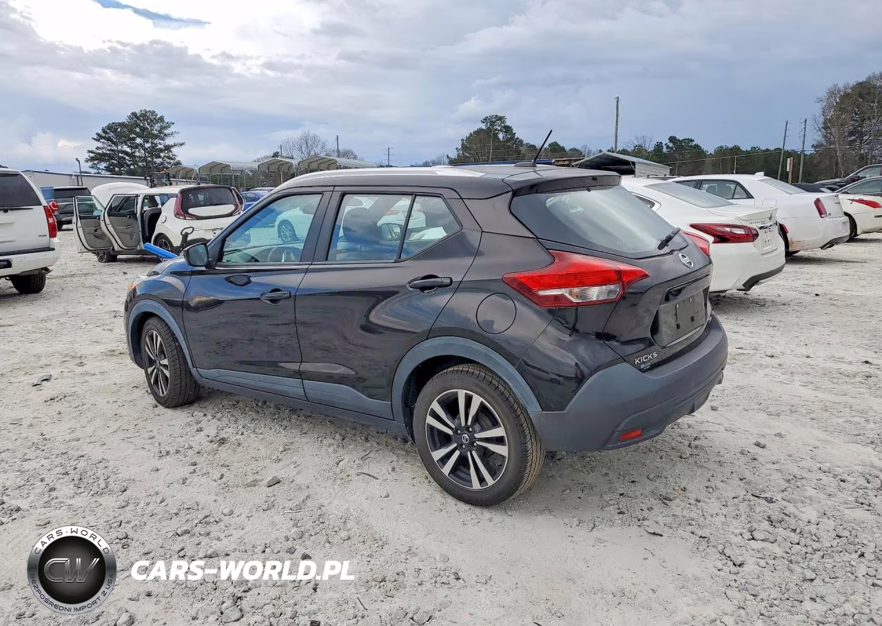 2019 Nissan Kicks Sv VIN:3N1CP5CU8KL552679 - 2