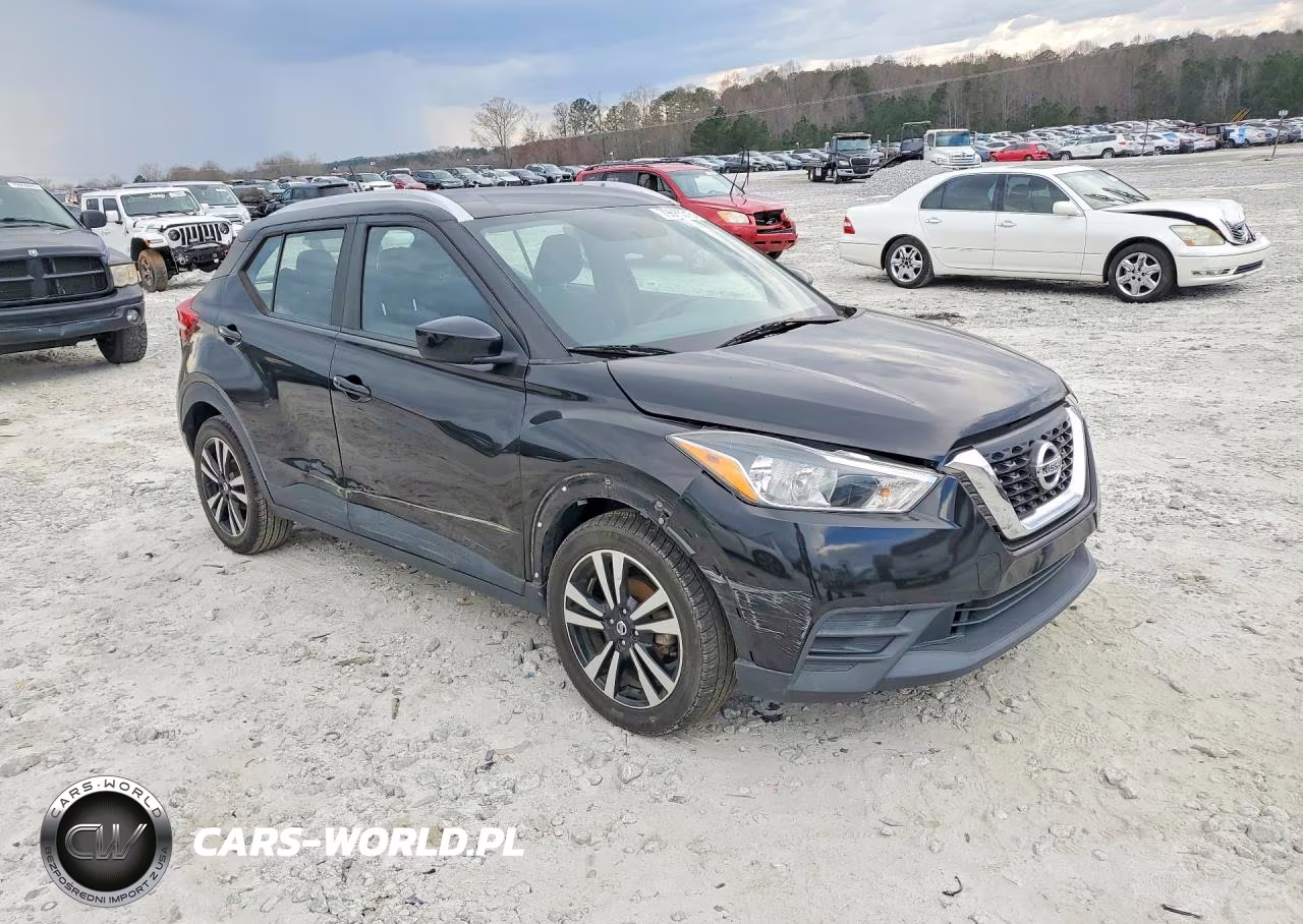 2019 Nissan Kicks Sv VIN:3N1CP5CU8KL552679 - 4
