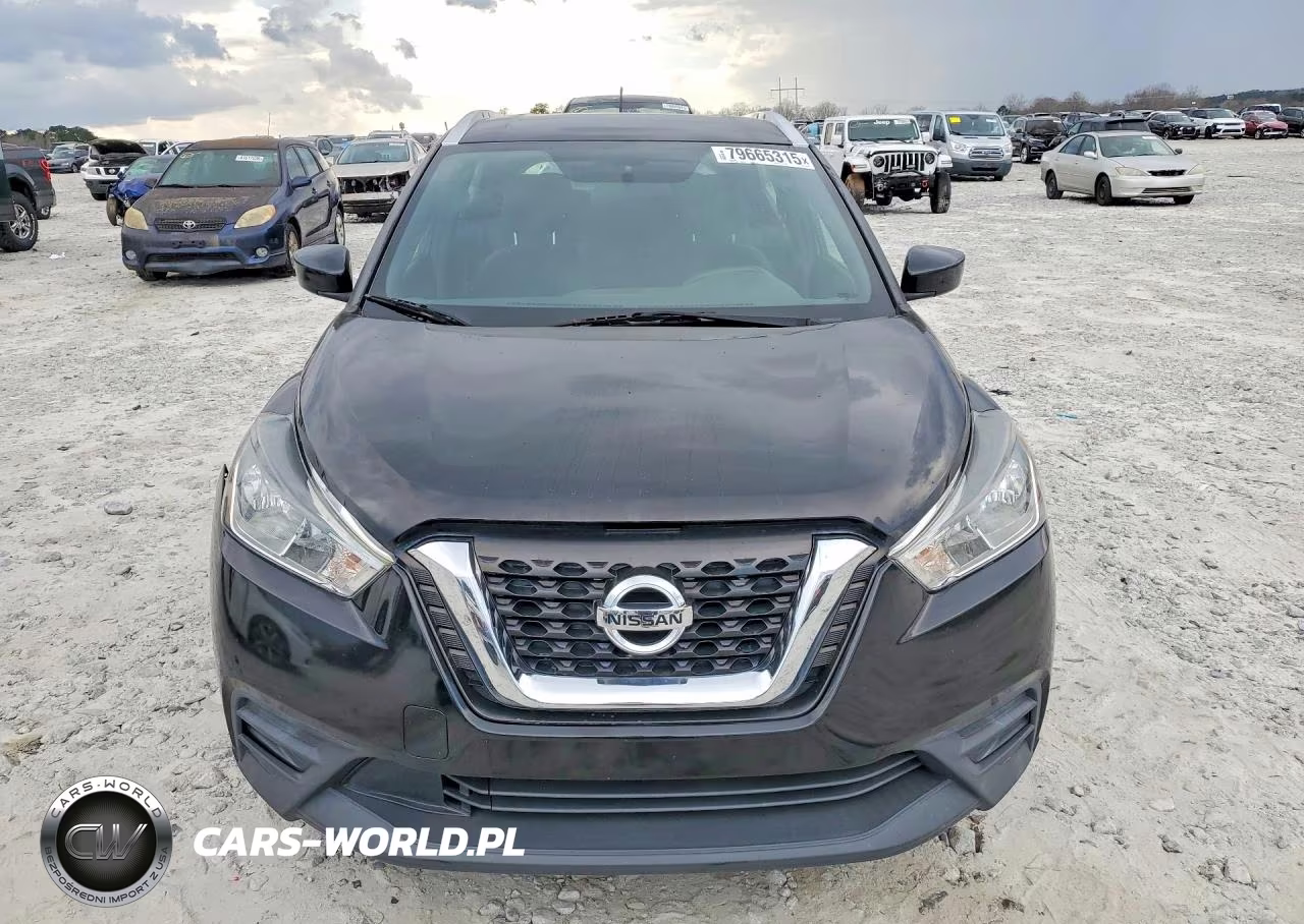 2019 Nissan Kicks Sv VIN:3N1CP5CU8KL552679 - 5