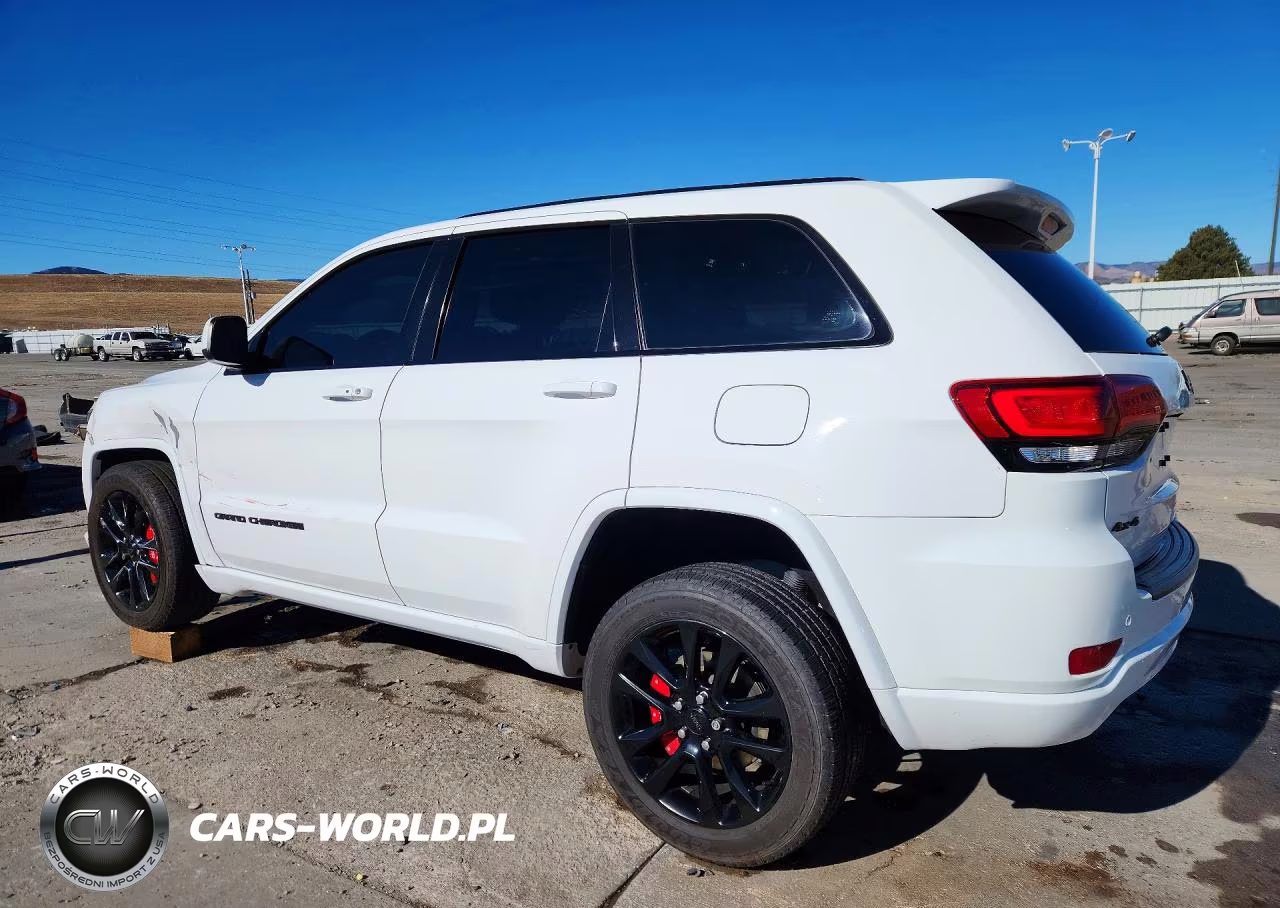 2020 Jeep Grand Cherokee Laredo VIN:1C4RJFAG7LC399012 - 2