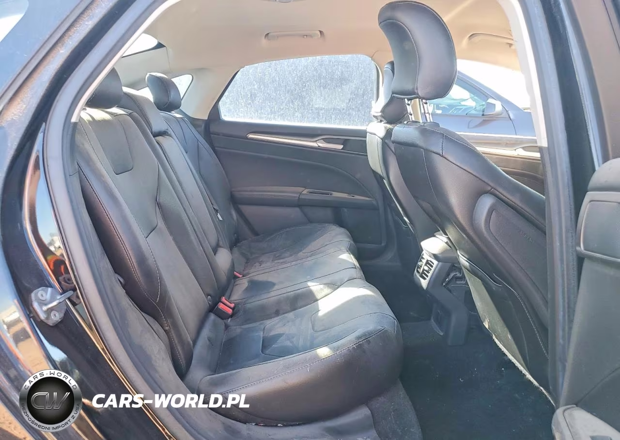 2016 Ford Fusion Titanium VIN:3FA6P0K97GR151726 - 10