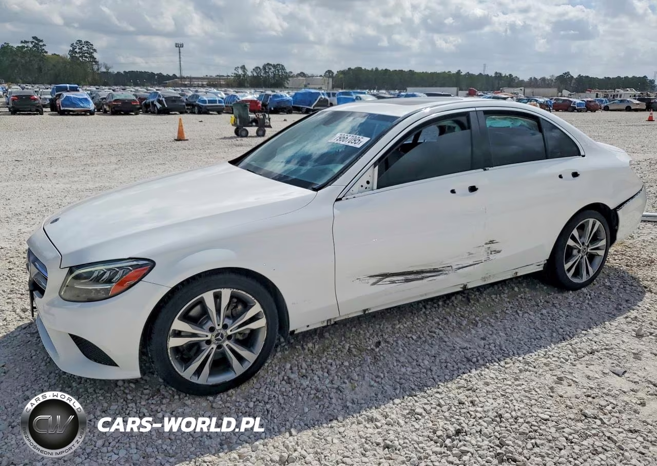 2020 Mercedes-Benz C 300