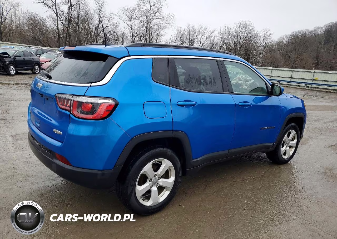 2018 Jeep Compass Latitude VIN:3C4NJDBB0JT480683 - 3