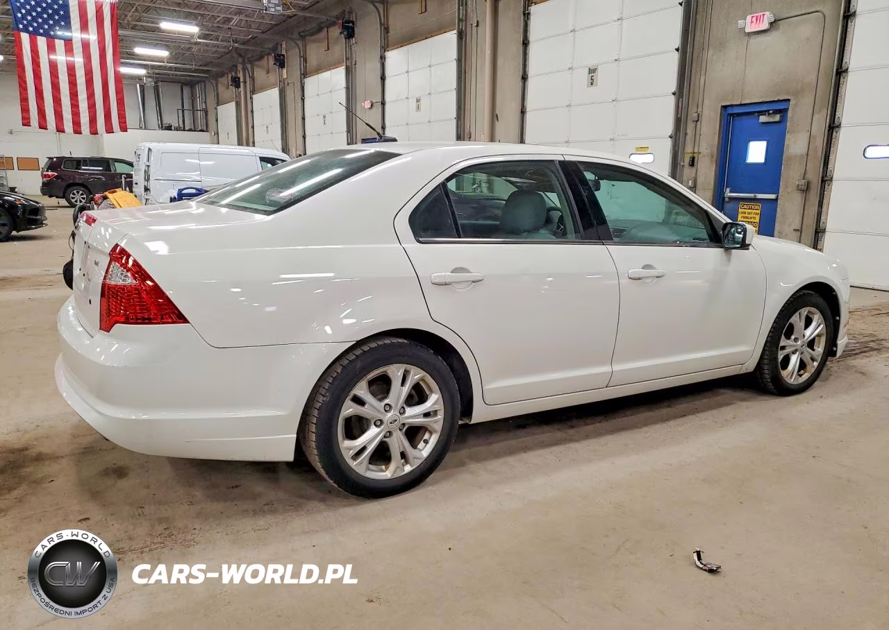 2012 Ford Fusion Se VIN:3FAHP0HA2CR372770 - 3