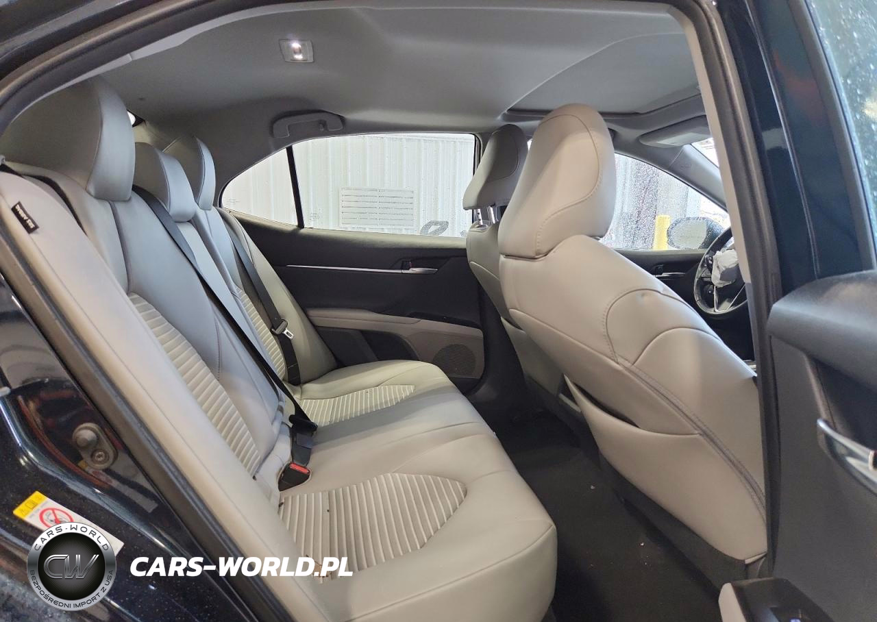 2019 Toyota Camry Se VIN:4T1B11HK6KU702624 - 10