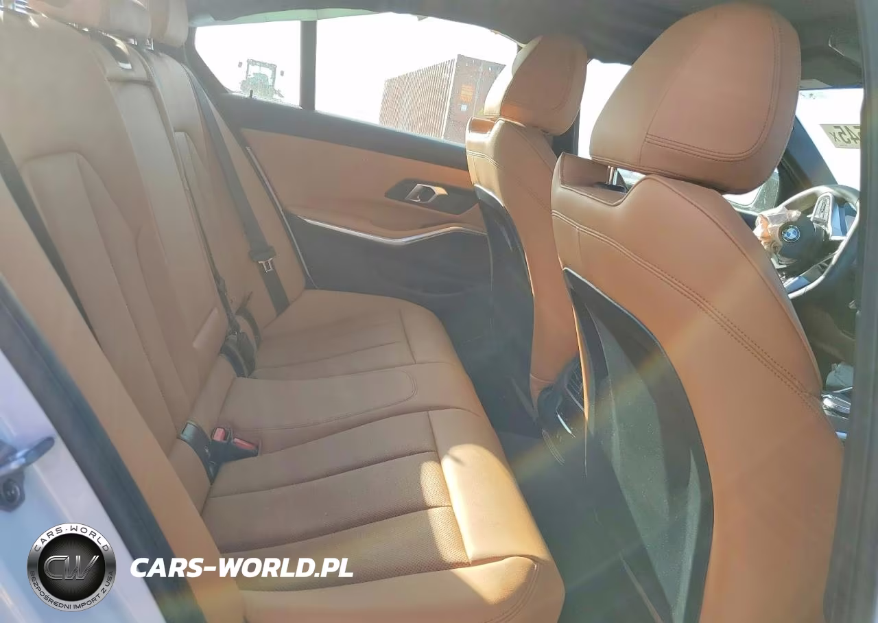 2025 BMW 330Xi VIN:3MW89CW05S8F50009 - 10