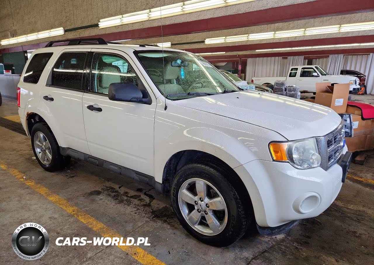 2011 Ford Escape Xlt VIN:1FMCU0D7XBKC07409 - 4