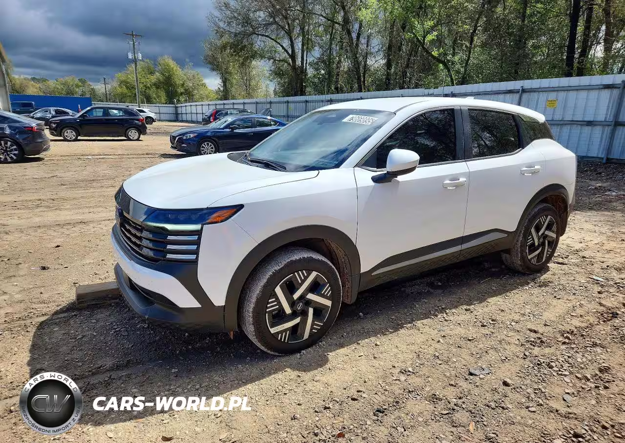 2025 Nissan Kicks Sv