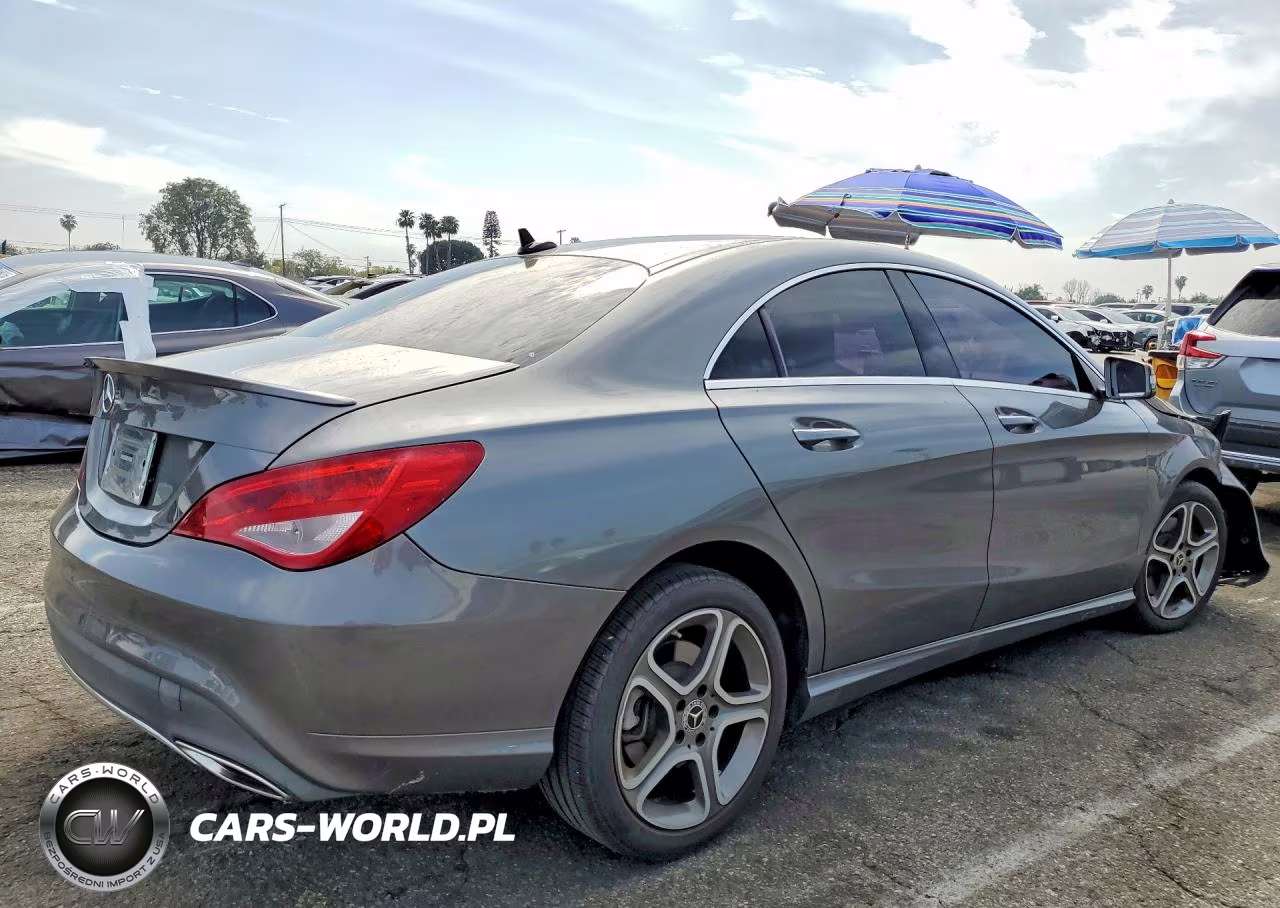 2018 Mercedes-Benz Cla 250 VIN:WDDSJ4EB7JN613105 - 3