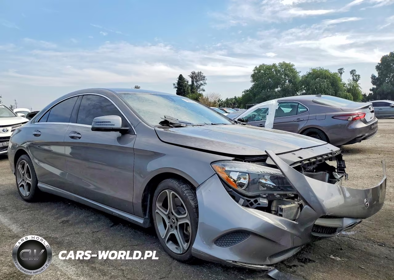 2018 Mercedes-Benz Cla 250 VIN:WDDSJ4EB7JN613105 - 4