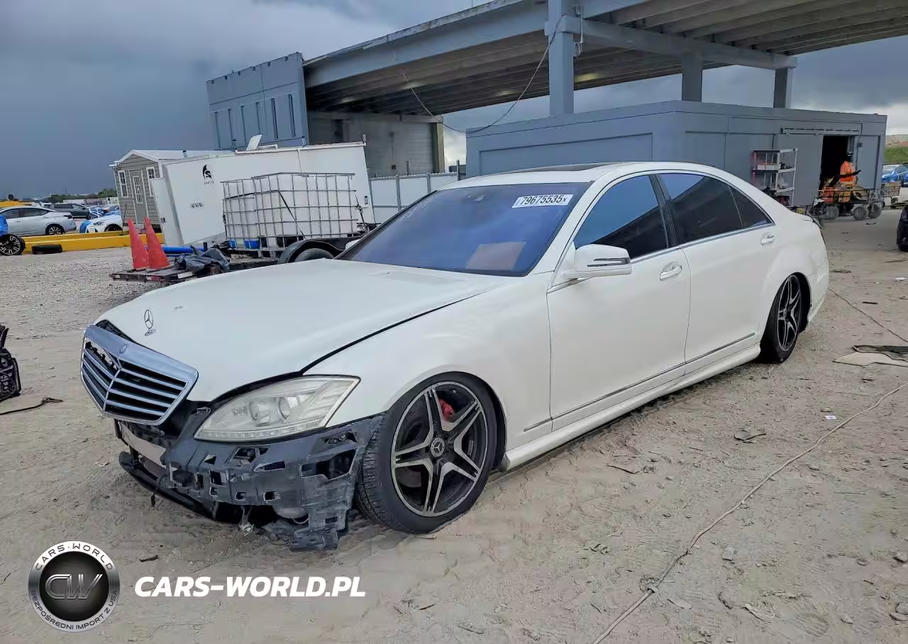 2010 Mercedes-Benz S 550