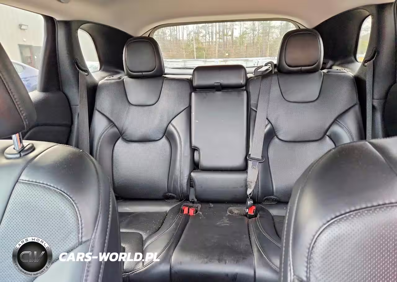 2021 Jeep Cherokee Latitude Lux VIN:1C4PJMMX8MD132786 - 10