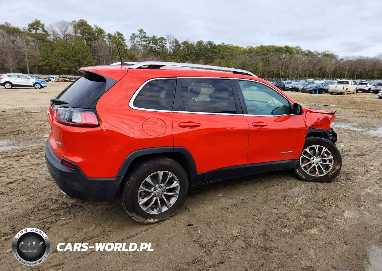 2021 Jeep Cherokee Latitude Lux VIN:1C4PJMMX8MD132786 - 3