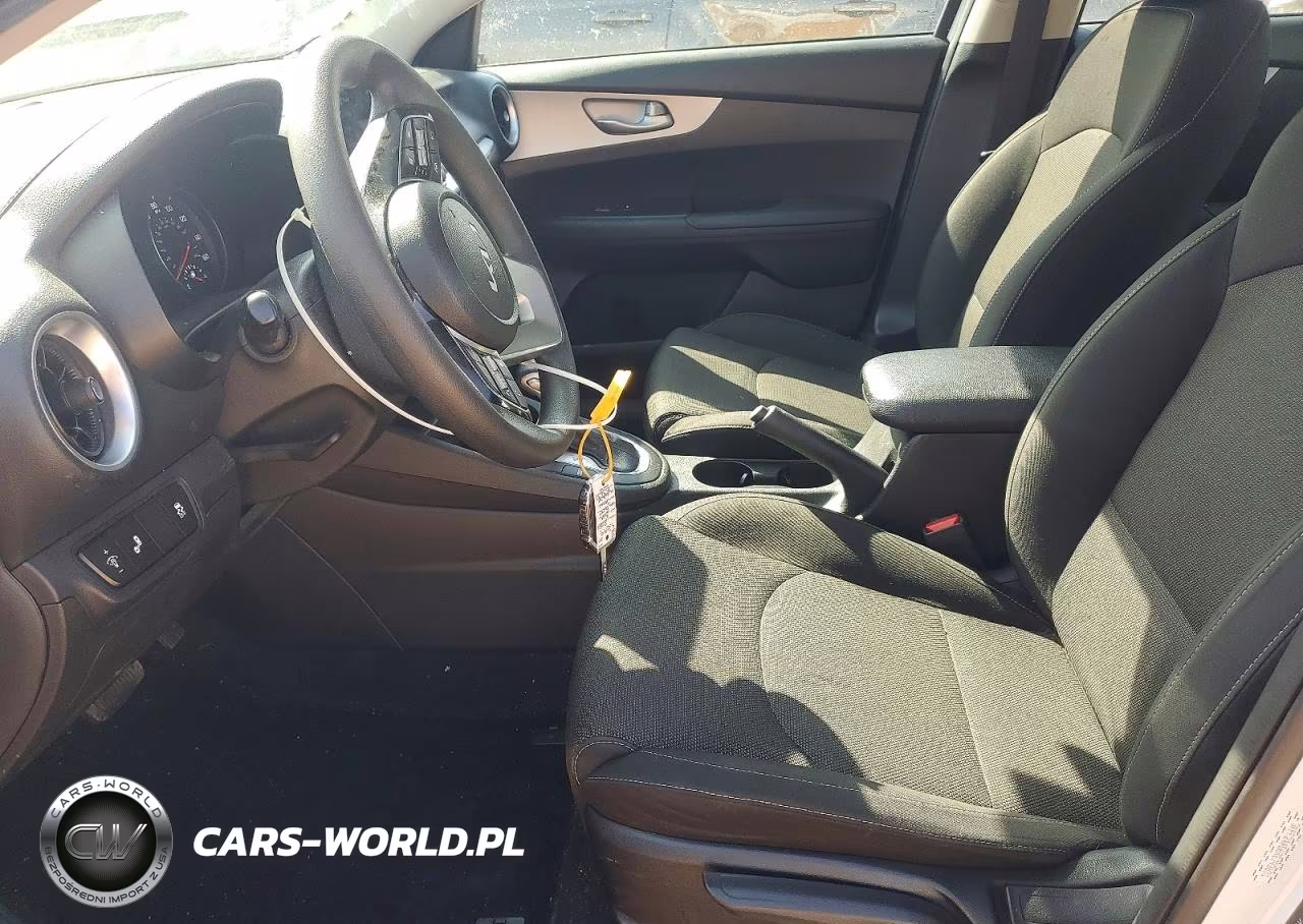 2024 Kia Forte Lxs VIN:3KPF24AD6RE793631 - 7