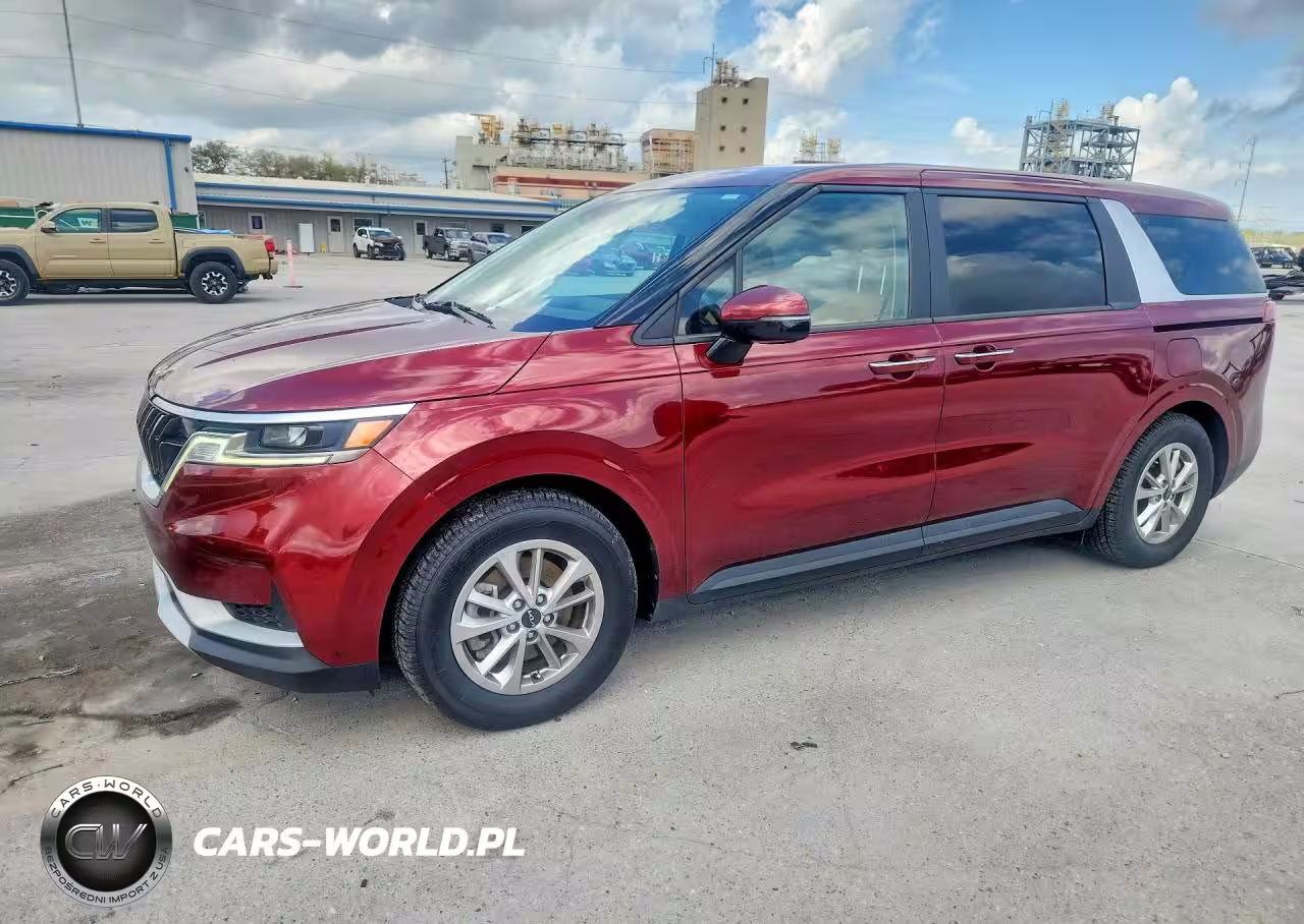 2023 Kia Carnival Lx