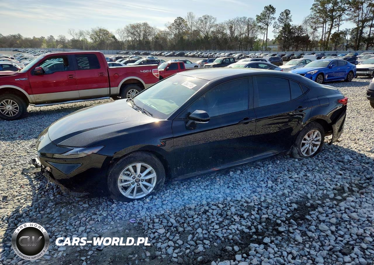 2025 Toyota Camry Le