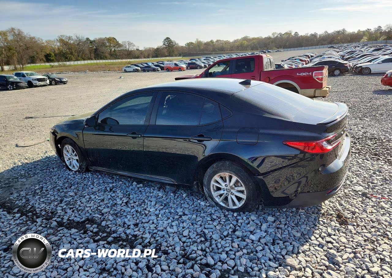 2025 Toyota Camry Le VIN:4T1DAACK5SU177815 - 2