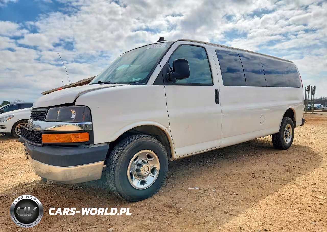2016 Chevrolet Express G3500 Lt