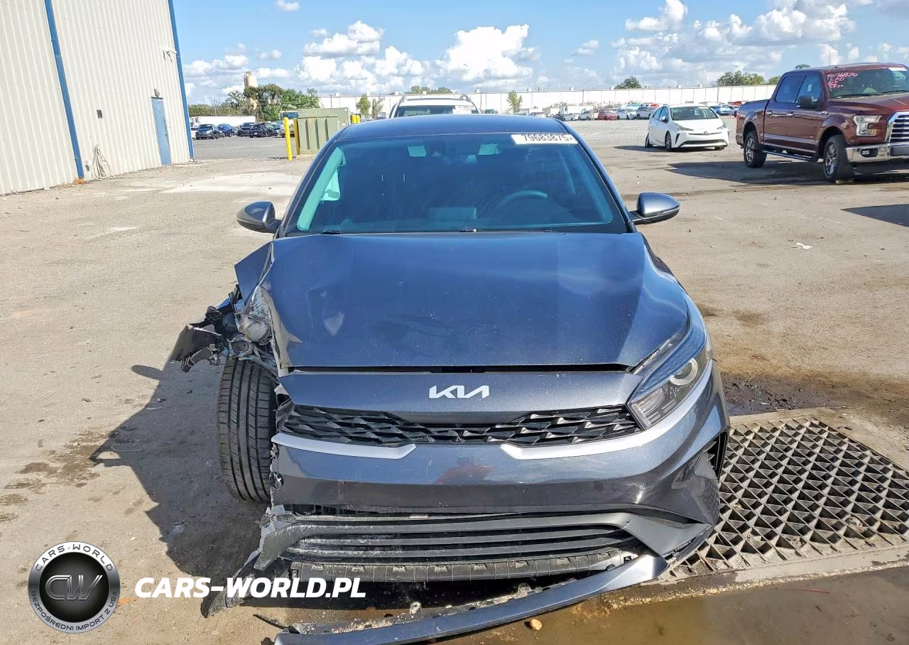 2024 Kia Forte Lxs VIN:3KPF24AD4RE713856 - 5