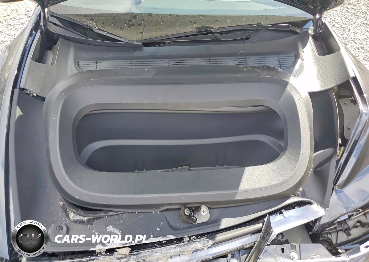 2026 Tesla Model Y VIN:7SAYGDED5TF387297 - 11