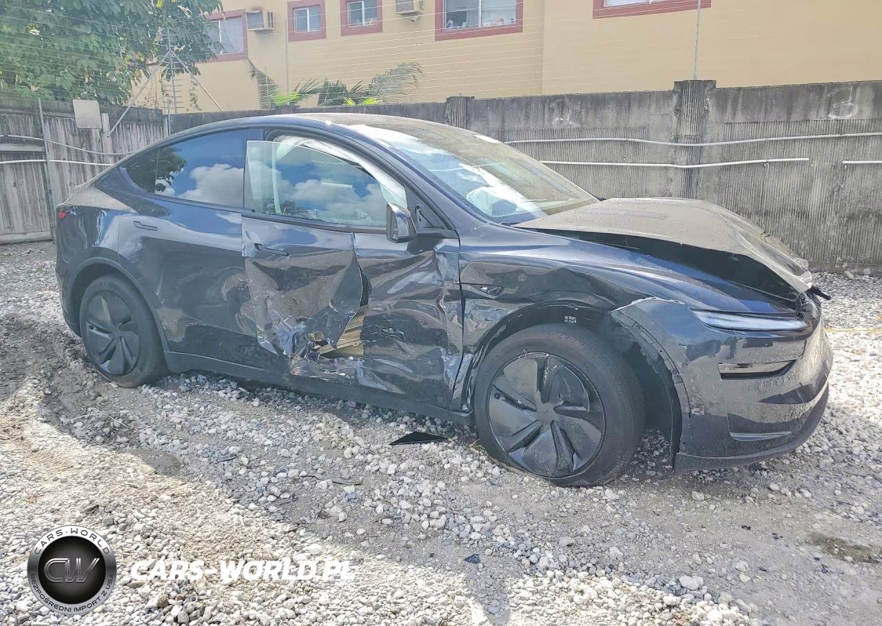 2026 Tesla Model Y VIN:7SAYGDED5TF387297 - 4